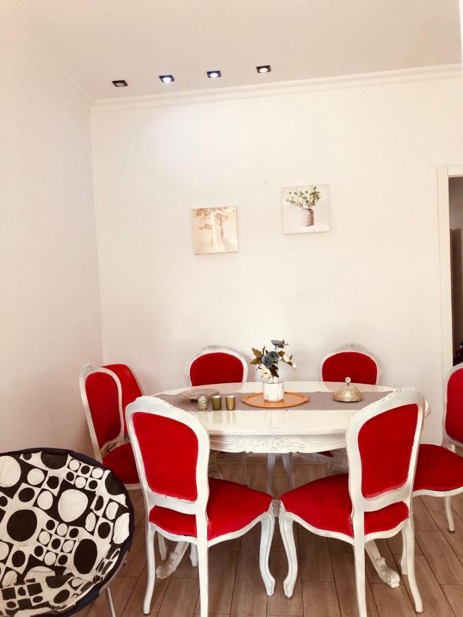 Sweet Apartment In Kutaisi Eksteriør bilde